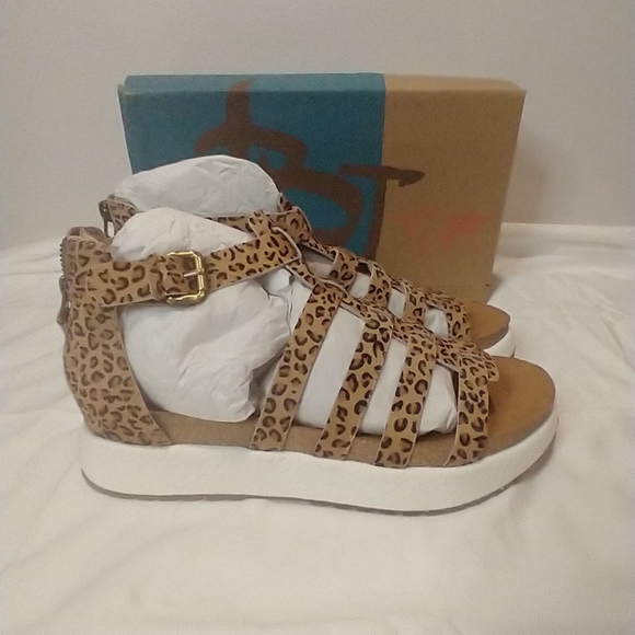 OTBT Shoes - OTBT Carbon Cheetah Print Leather Wedge Sandals